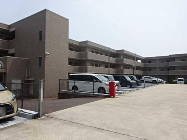 広島市南区丹那町、マンションの画像です
