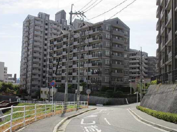 広島市東区東山町、マンションの画像です