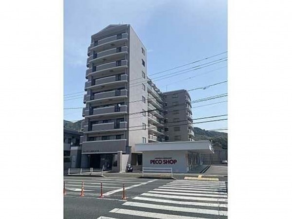 呉市広中新開、マンションの画像です