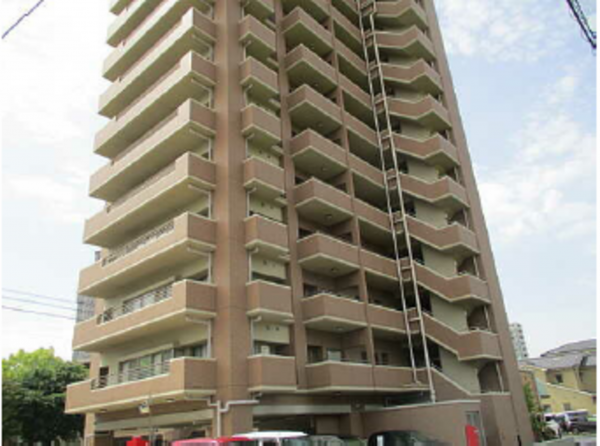 広島市西区三篠北町、マンションの外観画像です