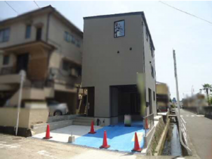 呉市広杭本町、新築一戸建ての外観画像です