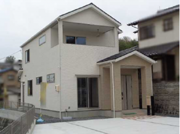 呉市焼山桜ヶ丘、中古一戸建ての外観画像です