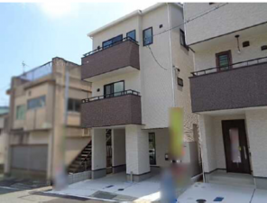 呉市伏原、中古一戸建ての外観画像です