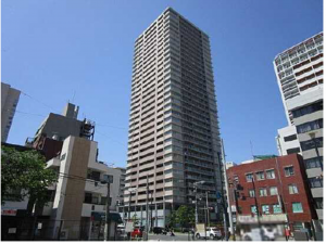 広島市東区若草町、マンションの外観画像です