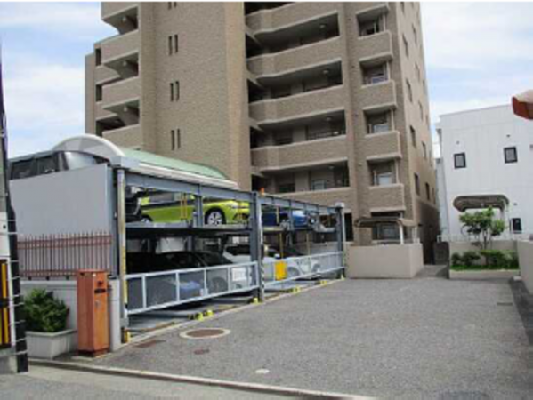 広島市西区庚午北、マンションの駐車場画像です
