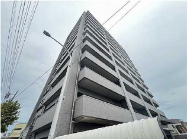 広島市中区光南、マンションの外観画像です