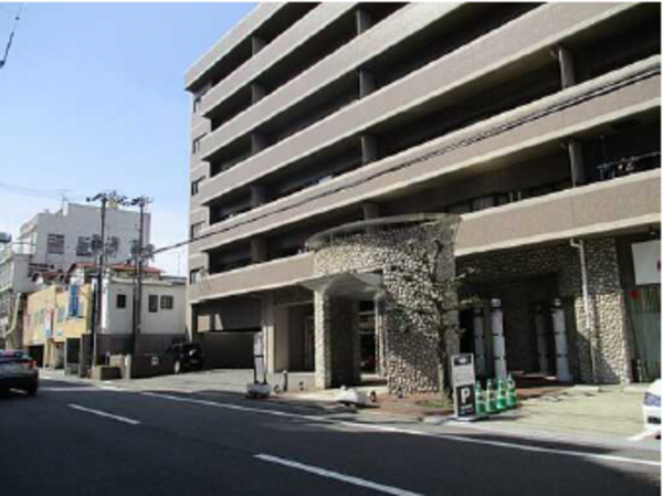 広島市西区三篠町、マンションの外観画像です