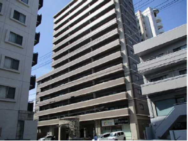 広島市西区三篠町、マンションの外観画像です
