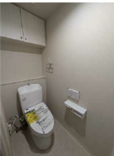 広島市南区宇品海岸、マンションのトイレ画像です