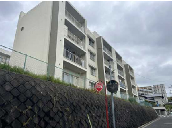 広島市西区井口鈴が台、収益物件/マンションの外観画像です