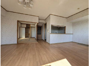 広島市中区舟入本町、マンションの居間画像です
