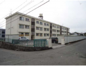 呉市焼山東、マンションの外観画像です