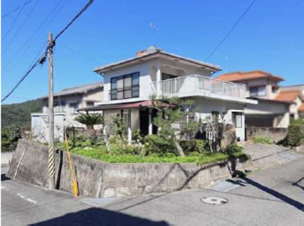 呉市焼山桜ヶ丘、中古一戸建ての外観画像です