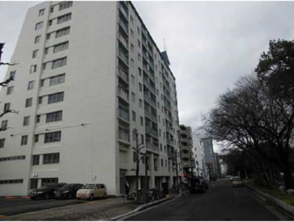 広島市西区東観音町、マンションの外観画像です