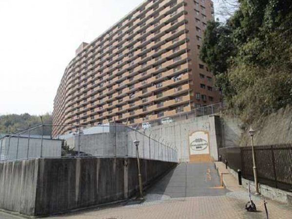 広島市西区田方、マンションの外観画像です