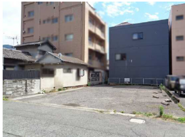 呉市中央、土地の画像です