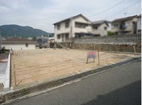 呉市八幡町、土地の画像です