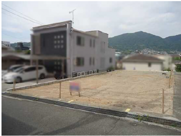 呉市八幡町、土地の画像です