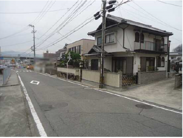 呉市天応西条、収益物件/店舗付住宅の外観画像です