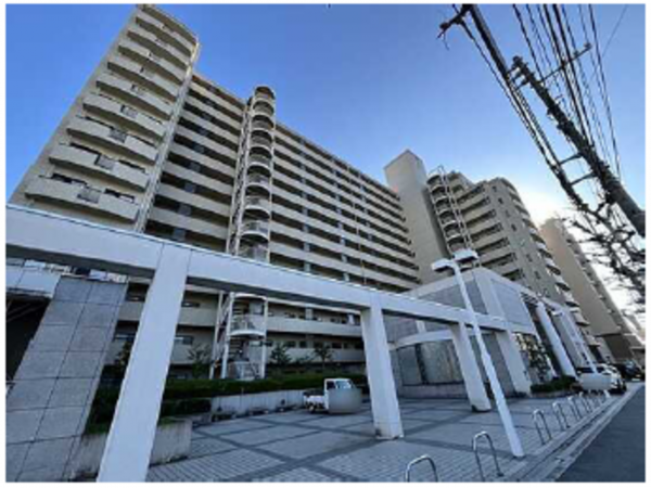 広島市西区庚午中、マンションの外観画像です