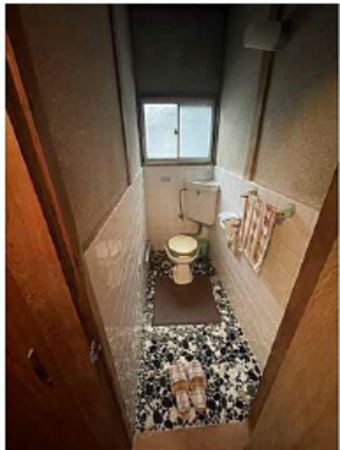 広島市西区己斐上、中古一戸建てのトイレ画像です