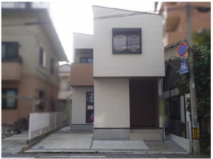 呉市本町、中古一戸建ての外観画像です