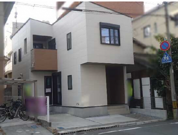 呉市本町、中古一戸建ての外観画像です