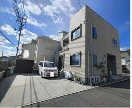 呉市阿賀中央、中古一戸建ての外観画像です