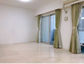 広島市中区十日市町、マンションの居間画像です