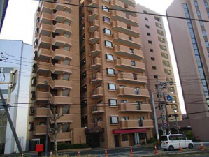 広島市西区西観音町、マンションの外観画像です