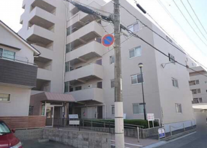 広島市南区上東雲町、マンションの外観画像です