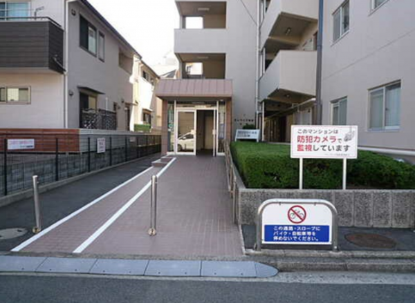 広島市南区上東雲町、マンションの画像です