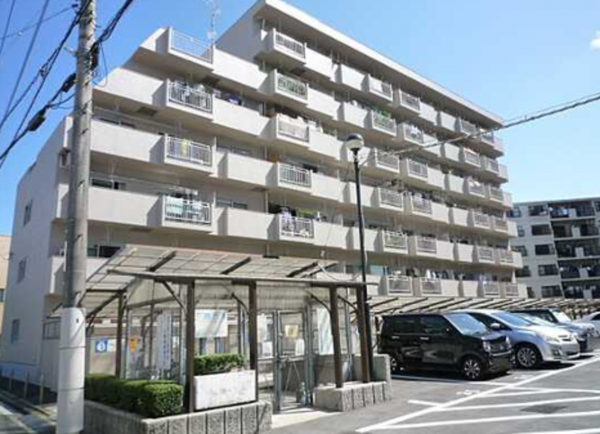 広島市南区上東雲町、マンションの外観画像です