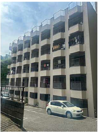 広島市東区牛田新町、マンションの外観画像です