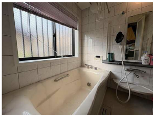 広島市西区草津梅が台、中古一戸建ての風呂画像です