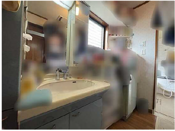 広島市西区草津梅が台、中古一戸建ての洗面画像です