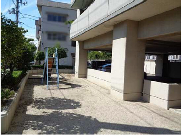 呉市広本町、マンションの画像です