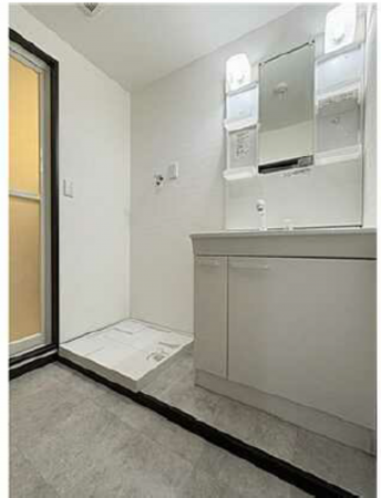 広島市中区土橋町、マンションの洗面画像です