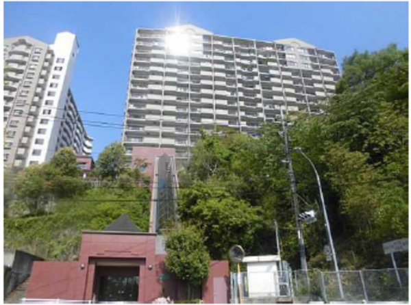 広島市西区竜王町、マンションの外観画像です