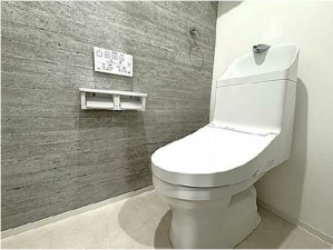 広島市西区古江新町、マンションのトイレ画像です