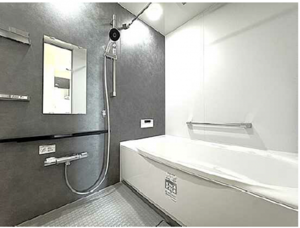 広島市西区古江新町、マンションの風呂画像です