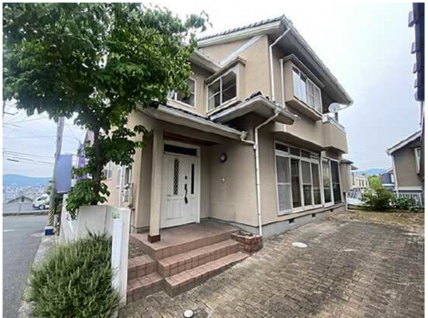 広島市南区丹那町、中古一戸建ての外観画像です