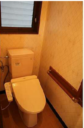 広島市南区仁保新町、中古一戸建てのトイレ画像です