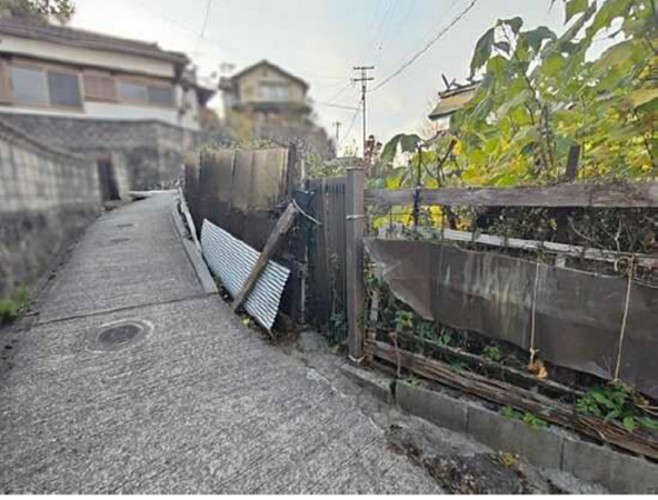 呉市室瀬町、土地の画像です
