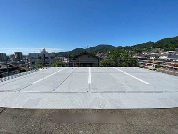 呉市長ノ木町、収益物件/住宅の駐車場画像です