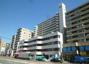 広島市中区猫屋町、マンションの外観画像です