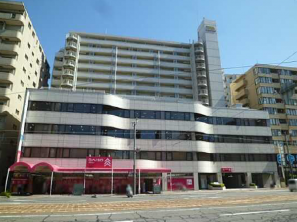 広島市中区猫屋町、マンションの外観画像です