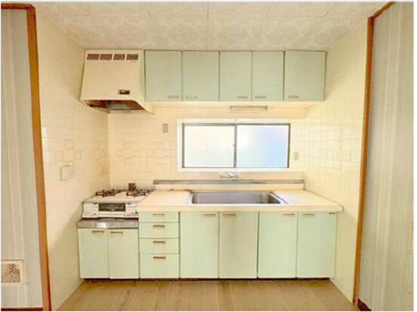 呉市焼山西、中古一戸建てのキッチン画像です