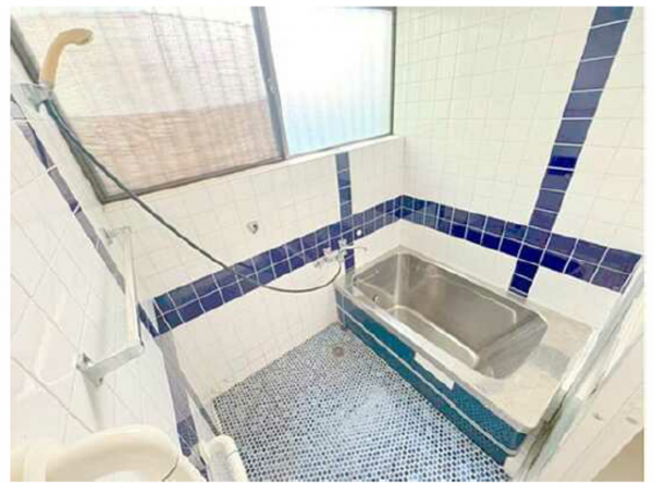 呉市焼山西、中古一戸建ての風呂画像です