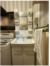 広島市東区温品、中古一戸建ての洗面画像です